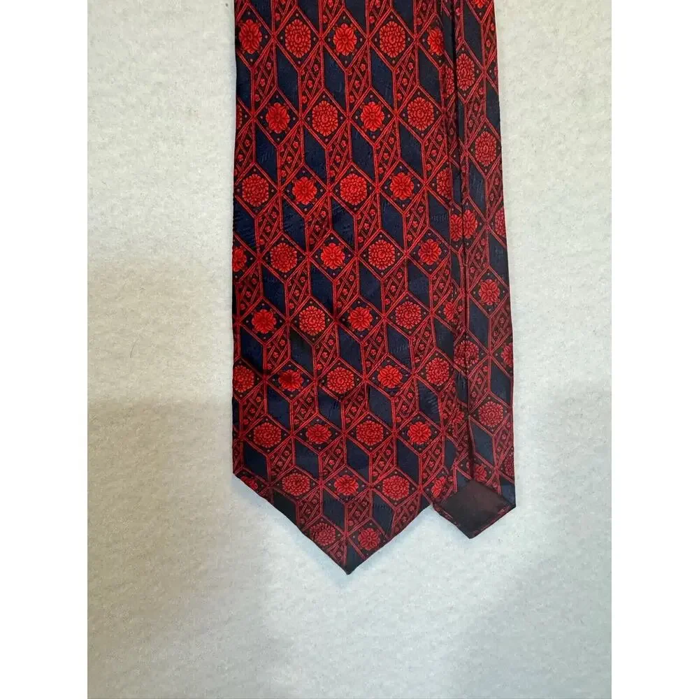 Vintage LANVIN‎ Silk Tie Floral Red Blue Made In France 56